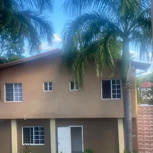 https://montego-bay-ironshore-luxury-studio.hotelsnegriljamaica.com
